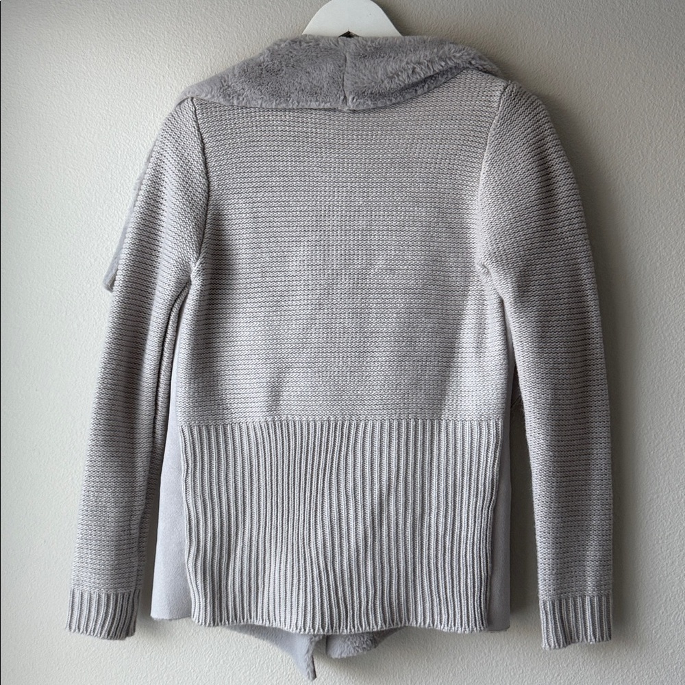 ON 12TH Luxe Sherpa Suede Gray Chunky Knit Sweater Jacket with Pockets SMALL - Picture 10 of 10